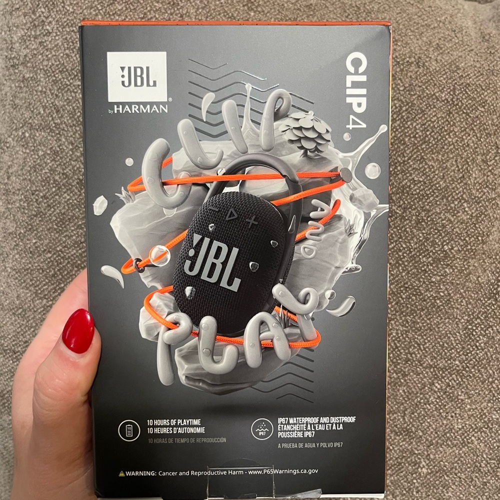 JBL Clip 4 Bluetooth Speaker - black - Picture 3 of 4